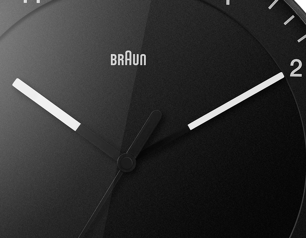 BRAUN ウォールクロック BC17