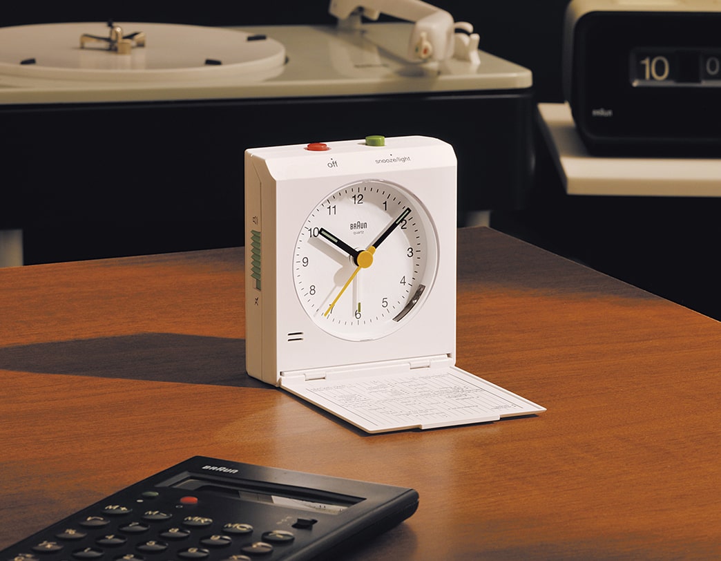 BRAUN トラベルアラームクロック BC05