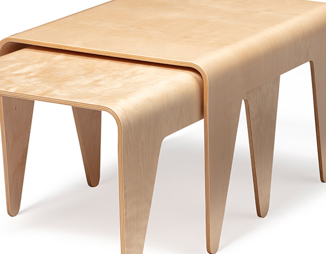 ネスティングテーブル Nesting Table