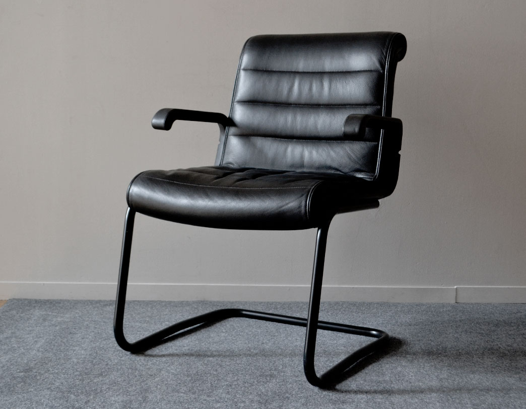 Executive Chair/チェア