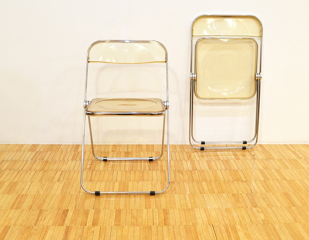 Plia Chair
