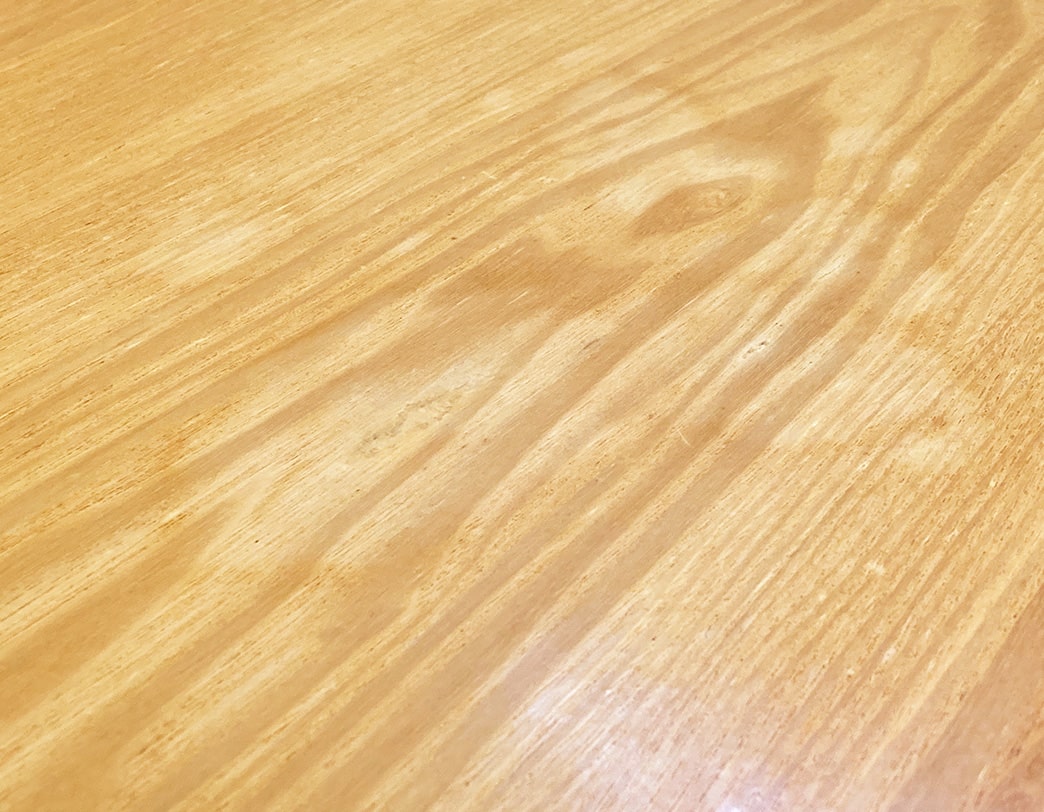 SE15 Dining Table