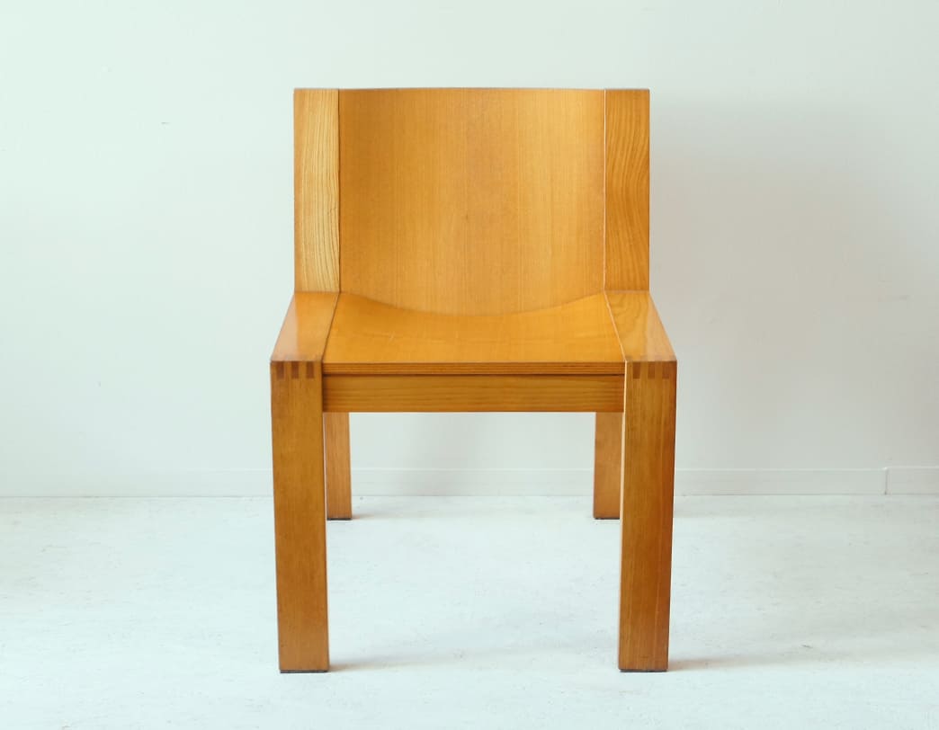 SE15 Chair