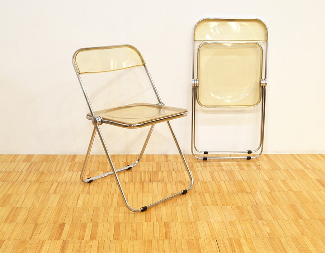 Plia Chair