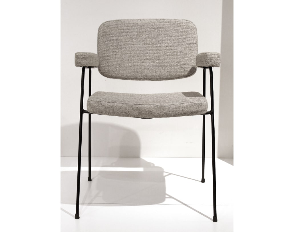 Moulin Arm Chair / Pierre Paulin