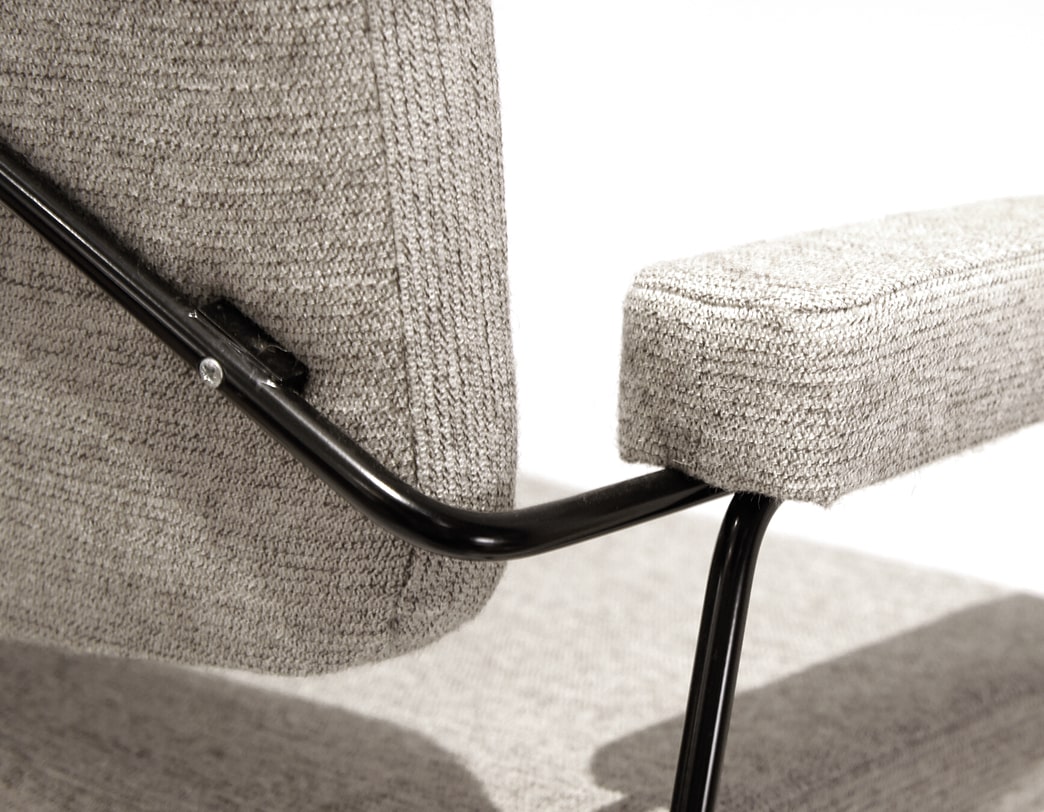 Moulin Arm Chair / Pierre Paulin