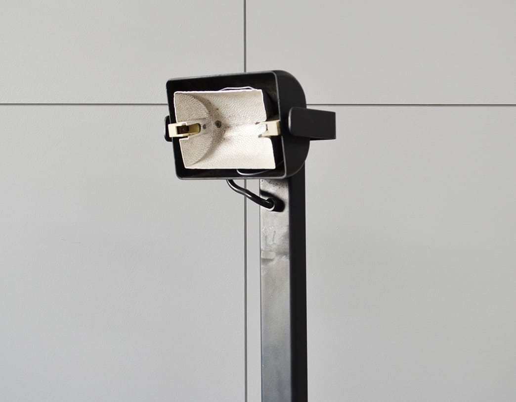 Sirio Floor Lamp / Kazuhide Takahama