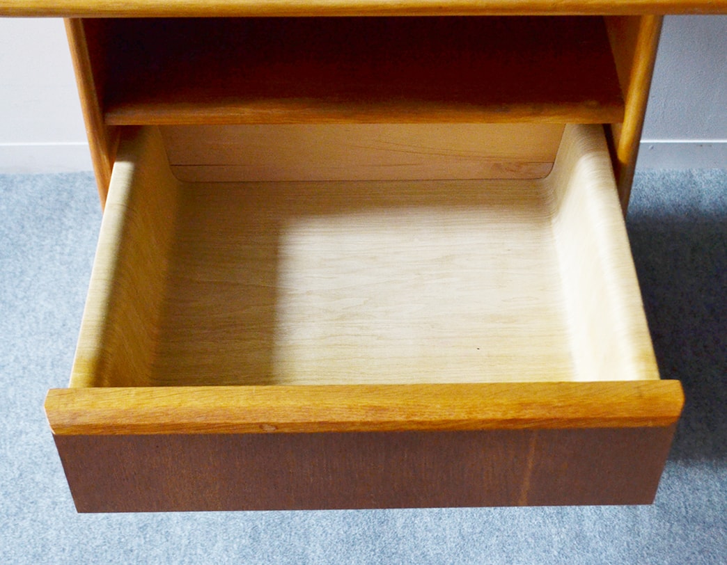 pastoe EE02 Desk/デスク