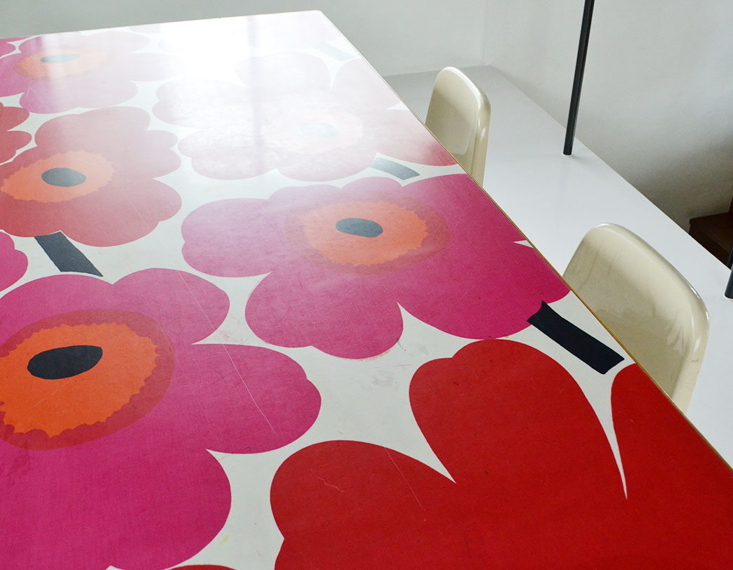 marimekko Metal-base Table/テーブル