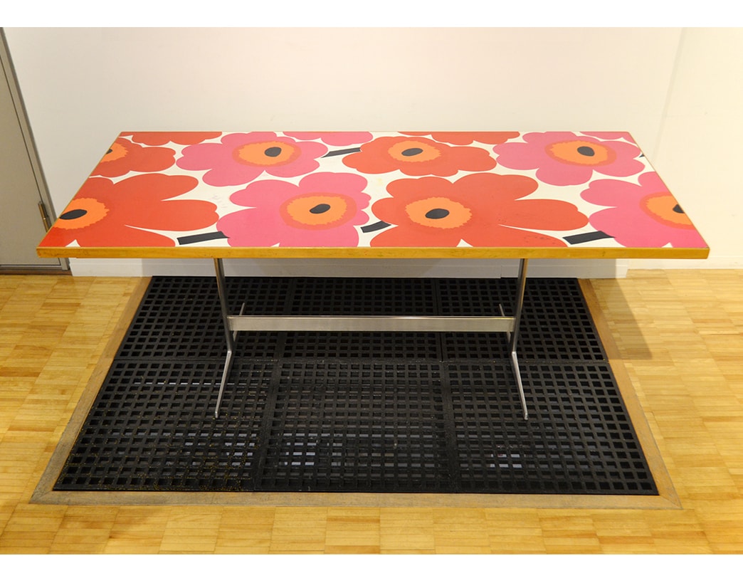 marimekko Metal-base Table/テーブル