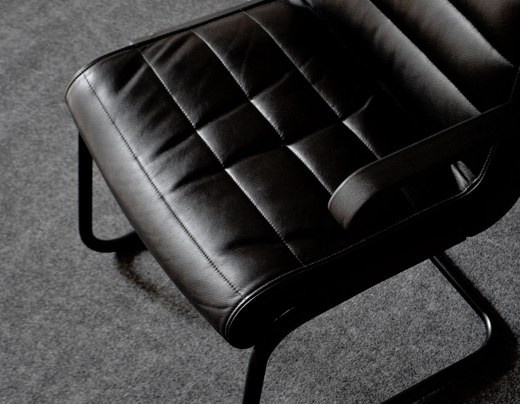 Executive Chair/チェア