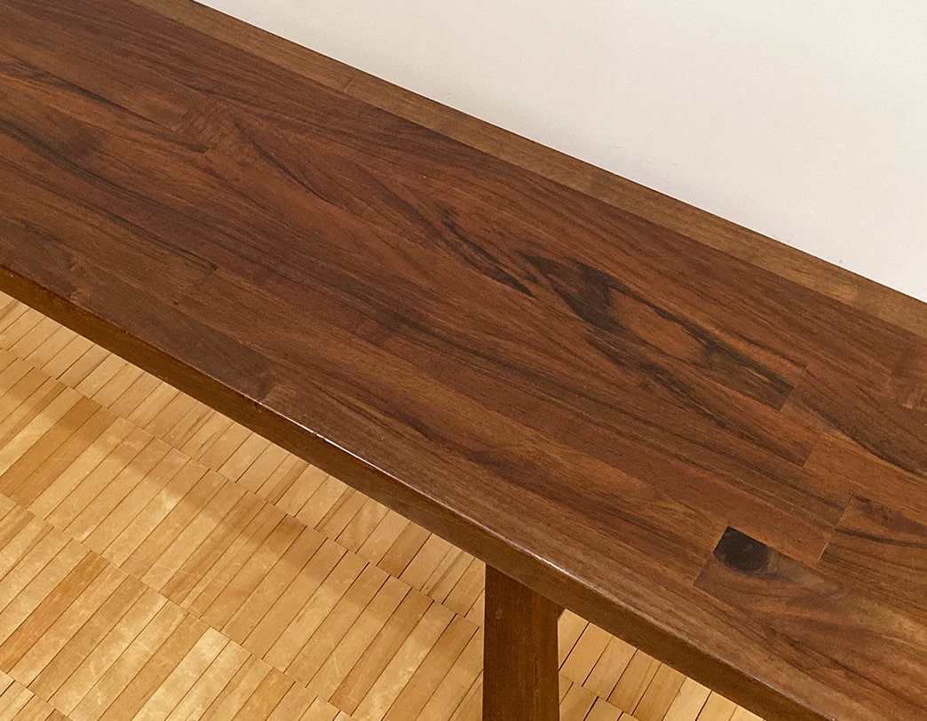 Torbecchia Bench