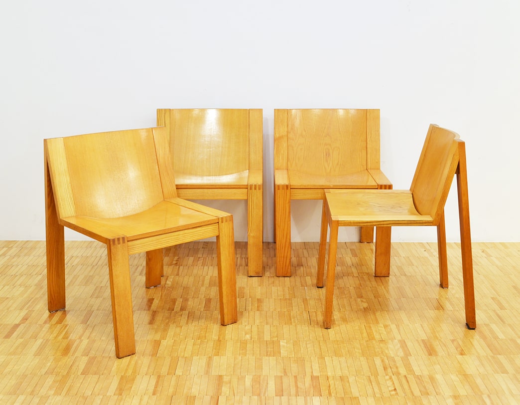 SE15 Chair