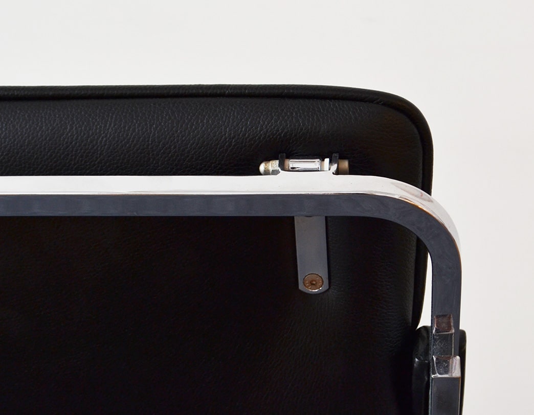 Fourline Chair [Leather]