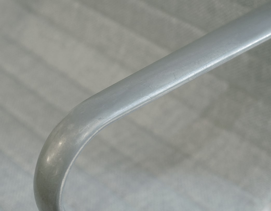 Eames Aluminum Group Management Chair / Charles & Ray Eames