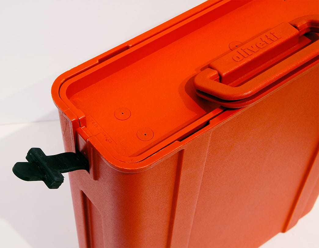 Valentine Typewriter Red / Ettore Sottsass